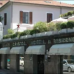 Crystal Hotel