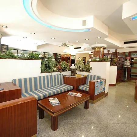 Hotel Crystal